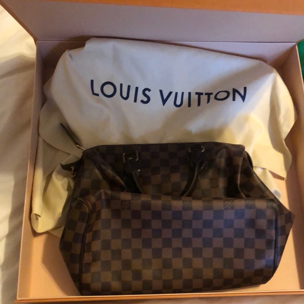 Louis Vuitton Speedy 30